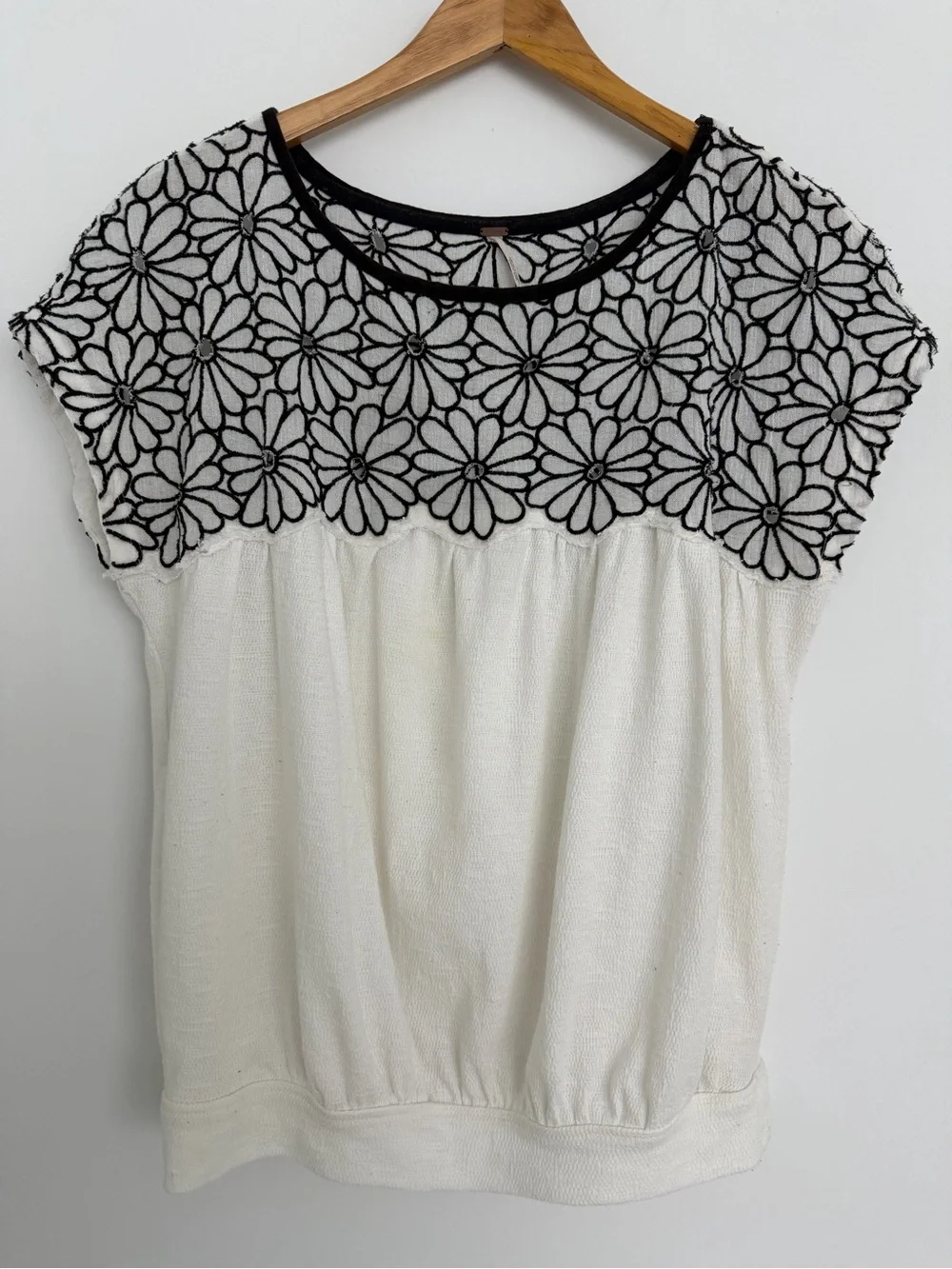 Free‎ People Georgia Bubble top Ivory with black Floral design large
